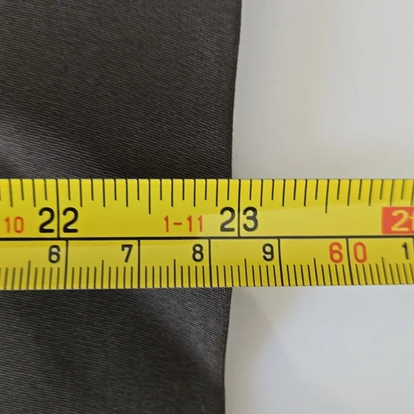 Vintage Jones New York Olive Green 100% Silk Pencil Skirt Deadstock NWT Classic - Picture 7 of 7